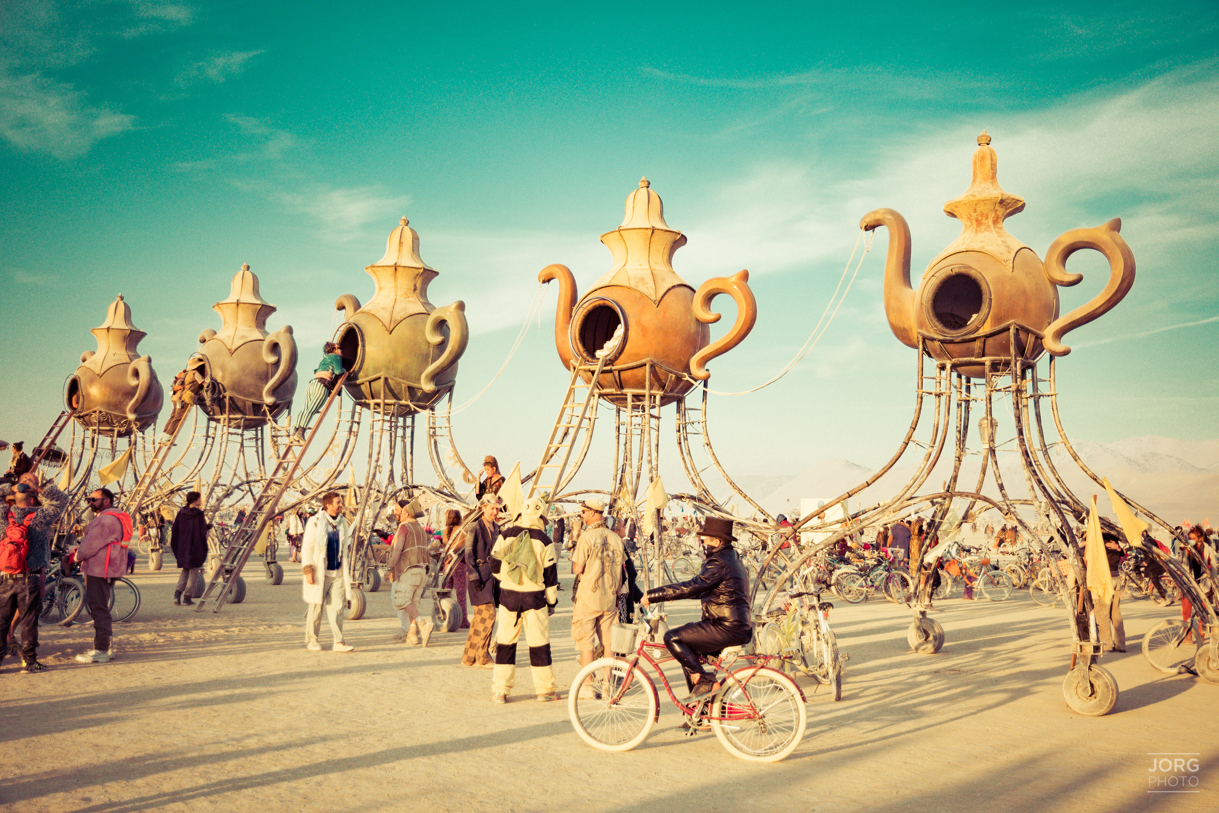 Burning man festival. Бернинг Мэн. Фестиваль Бёрнинг Мэн. Фестиваль Бернинг Мэн арт. Арт фестиваль в Неваде "Burning man".